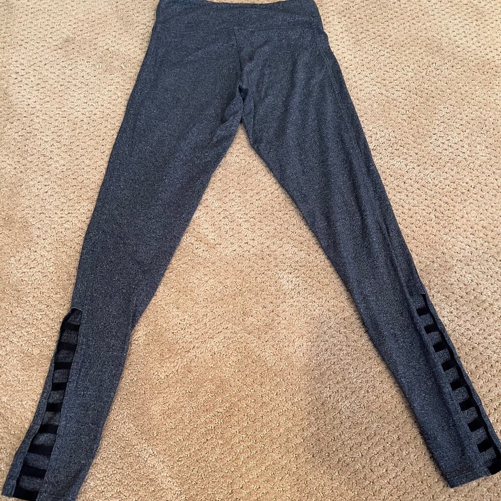 Victoria Sport Yoga leggings Size XS